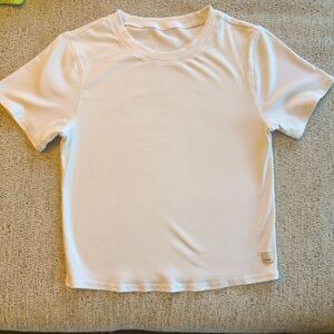 Vuori Women’s Pose Fitted Large Tee